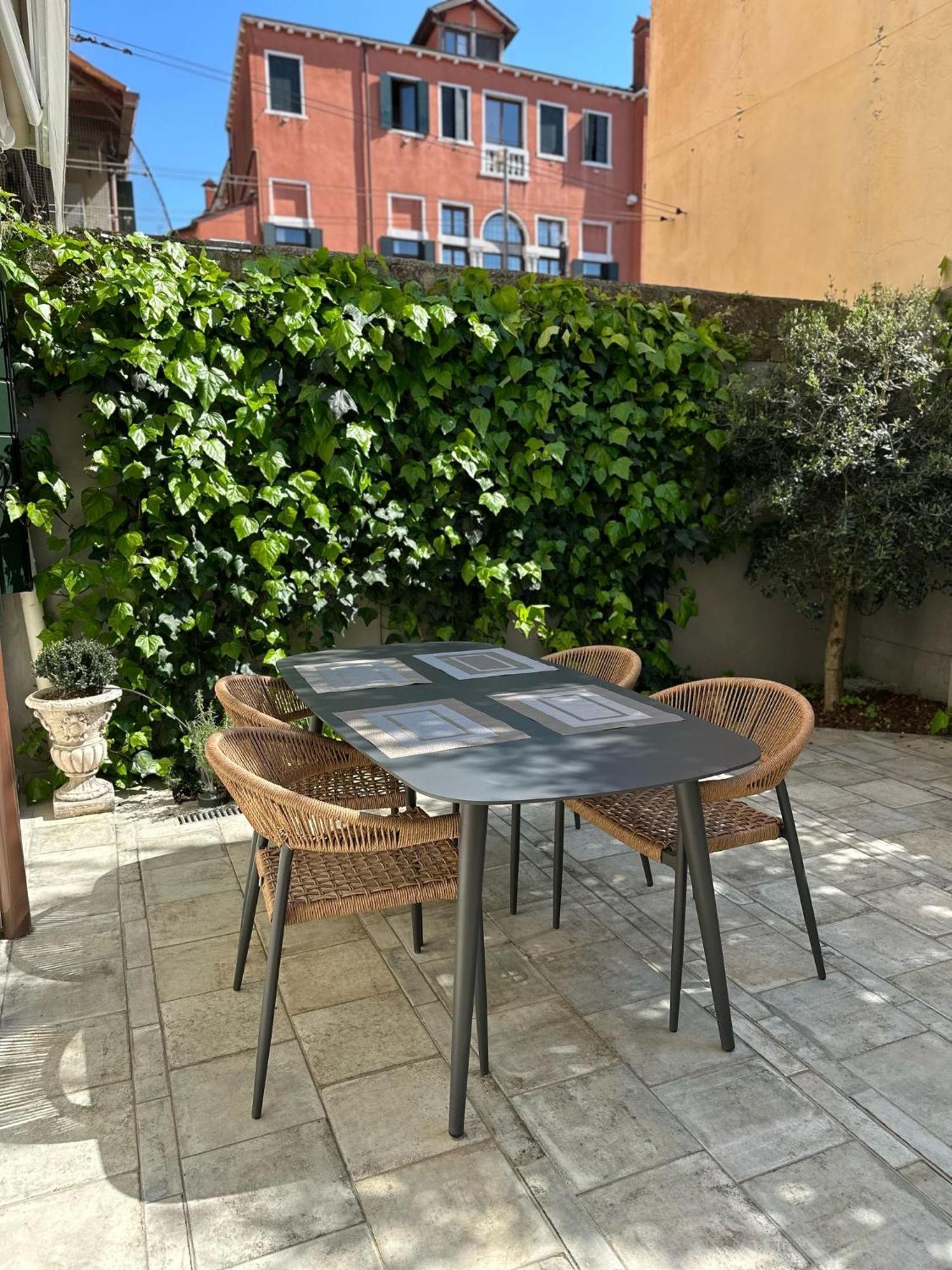 Wow Garden In The Heart Of Venice Exterior photo